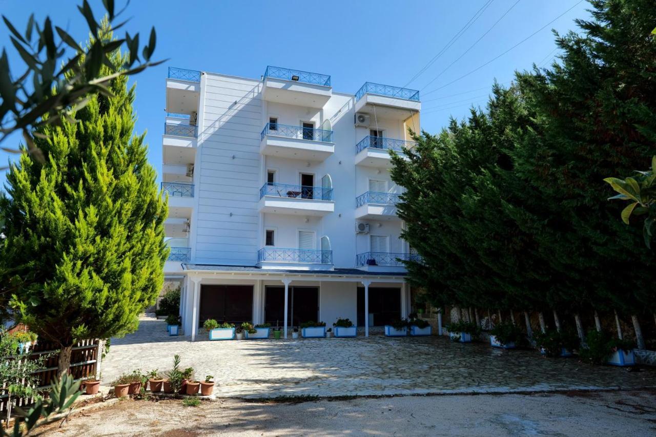 Miracle Apartments Saranda Экстерьер фото