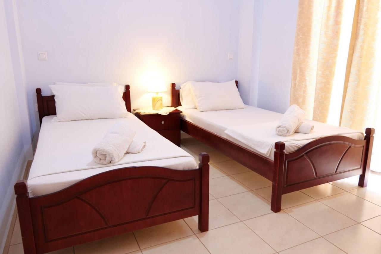Miracle Apartments Saranda Экстерьер фото