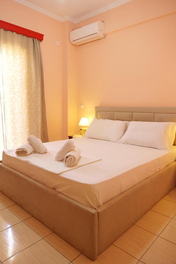 Miracle Apartments Saranda Экстерьер фото
