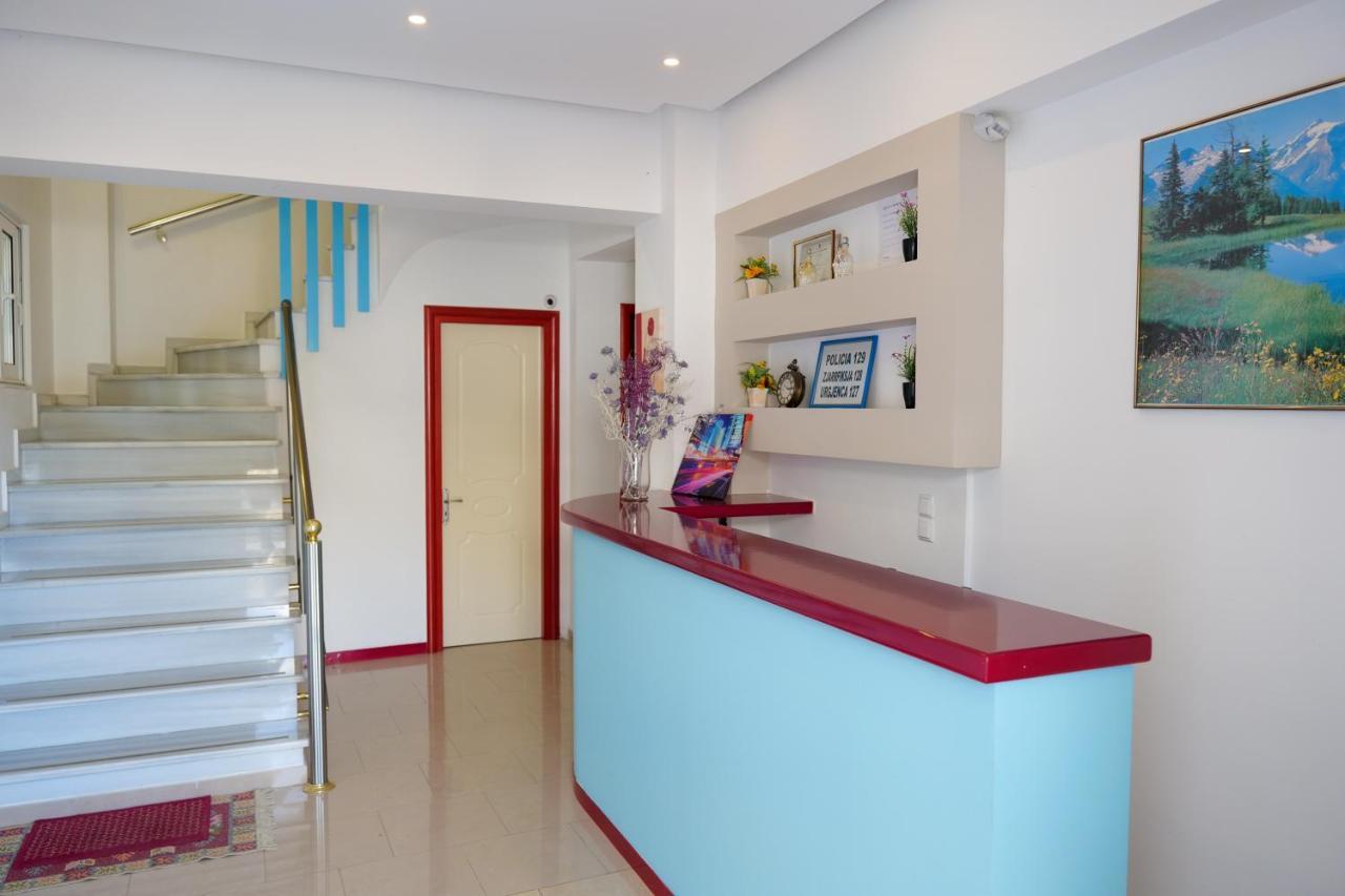 Miracle Apartments Saranda Экстерьер фото