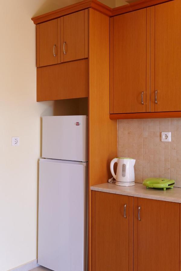 Miracle Apartments Saranda Экстерьер фото